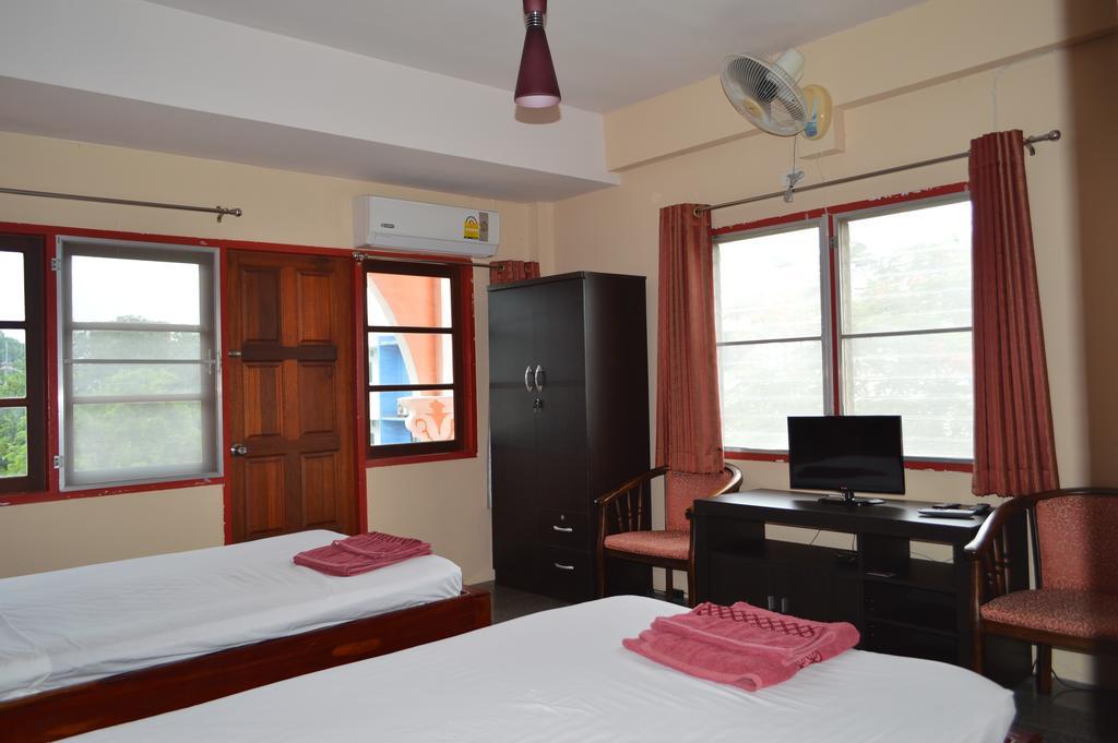 La Paillote Guest House Rayong Zimmer foto
