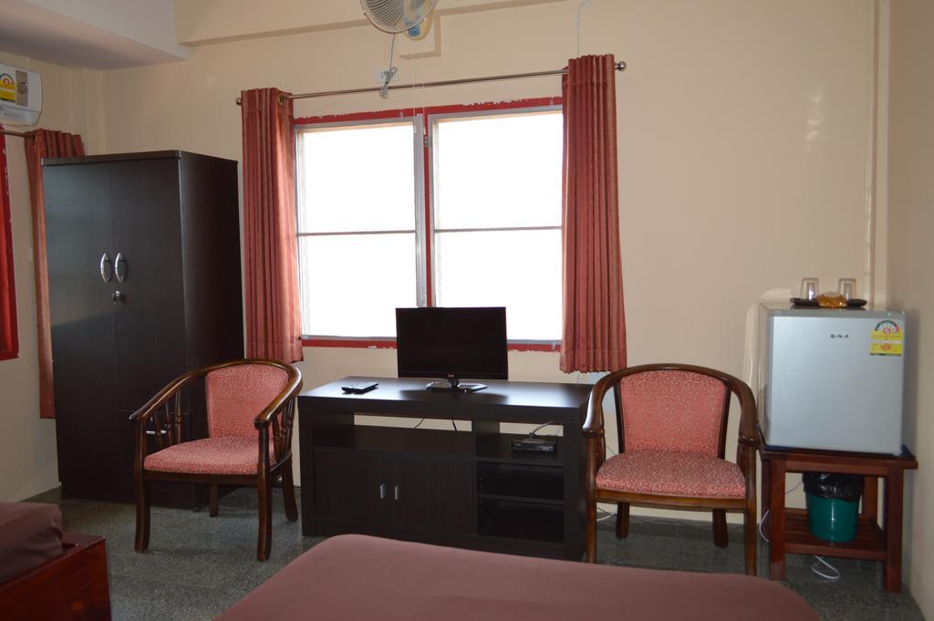 La Paillote Guest House Rayong Zimmer foto