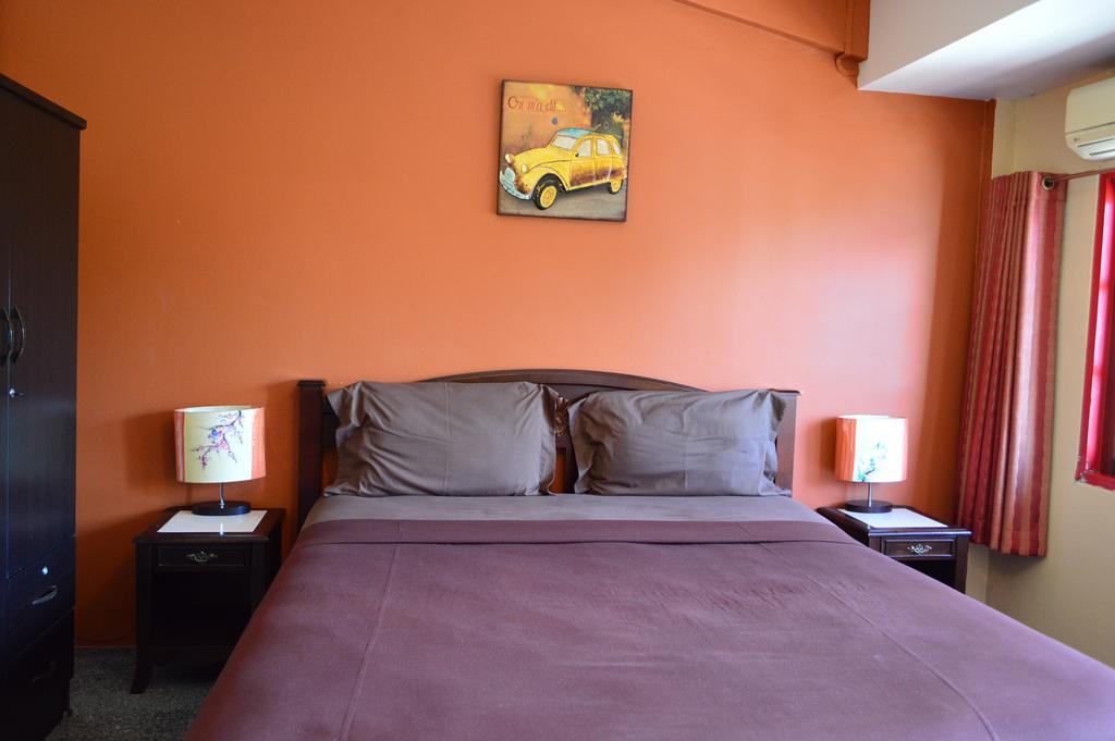 La Paillote Guest House Rayong Zimmer foto